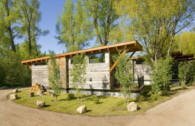 house on wheels, wheely house, tiny house, small cabin, tiny cabin, tiny house living