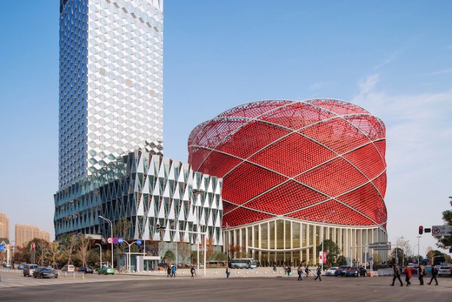 LEDs, LED lights, Stufish, Stufish Entertainment Architects, Wuhan, Han Show Theater, Franco Dragone, Red lantern, paper lantern, chinese lantern, Chinese architecture, Donghu Lake, China, theater, theater design