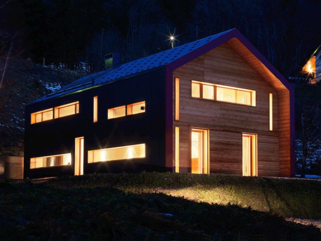 Vallée de Joux, Ralph Germann, Minergie, Lake Joux, Switzerland, Swiss countryside, Swiss winters, larch, metal, anthracite metal, anthracite, minimalist home, environmentally friendly materials, modern home, lakeside views