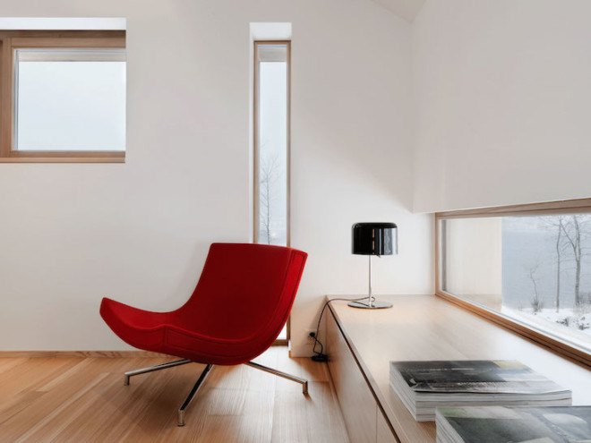 Vallée de Joux, Ralph Germann, Minergie, Lake Joux, Switzerland, Swiss countryside, Swiss winters, larch, metal, anthracite metal, anthracite, minimalist home, environmentally friendly materials, modern home, lakeside views