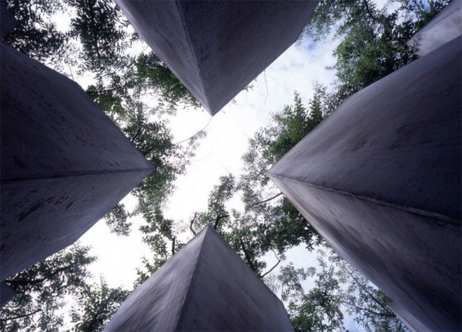 Daniel Libeskind, Auschwitz, International Holocaust Remembrance Day, Holocaust, Germany, Jewish Museum, Jewish Museum Berlin, Holocaust remembrance, Holocaust monument, Holocaust memorial, Jewish culture, Holocaust Tower, deconstrucivist architecture, memorial, museum, Berlin