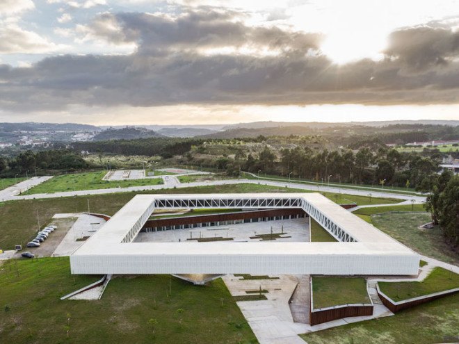 Óbidos Technological Park, Lisbon, Jorge Mealha, Portugal, concrete, courtyard, piazza, multi-use architecture, start-ups, floating building, green architecture, countryside, Portuguese architects