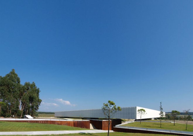 Óbidos Technological Park, Lisbon, Jorge Mealha, Portugal, concrete, courtyard, piazza, multi-use architecture, start-ups, floating building, green architecture, countryside, Portuguese architects