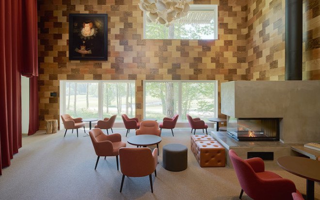 Öijared Hotel, Öijared Country Club, Öijared, Sweden, Gert Wingårdhs, Kjellgren Kaminsky Architecture, Kjellgren Kaminsky, hotel, hotel design, timber slats, timber cladding, spruce, locally sourced materials, prefabricated rooms, prefab, prefabricated hotel rooms, natural materials, wood, double height lounge, neutral palette