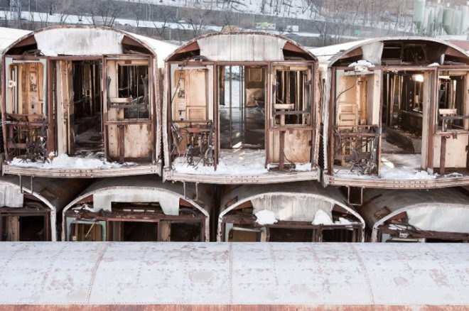 green design, eco design, sustainable design, decommissioned NYC subway cars, artificial reef, Stephen Mallon, subway car reef, New York City Subway