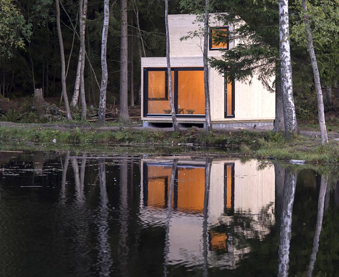 cabin, timber cabin, Massiv Lust, Massiv lust AV, Isdammen, Norway, norwegian architecture, lakeside cabin, tiny building, Woody15, Marianne Borge, cross-laminated timber, glass sliding doors