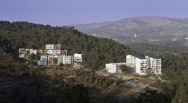 Shoolini University, India, Yogananda library, natural light, concrete, Indian architects, courtyard, library, library design, natural ventilation, climate control system