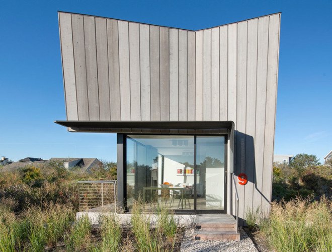 Hamptons house, country house, waterfront, NY waterfront, flood-resistant house, floods, water-resistant house, Bates Masi Architects, New York architecture, glass walls, FEMA, green architecture, daylit architecture