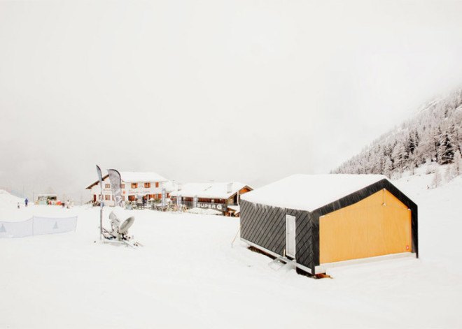 snowboard, snowboard school, prefab school, prefab architecture, LEAPfactory, Mont Blanc, harsh climate, extreme climate, sandwich panels, modular architecture, modular building, ski center