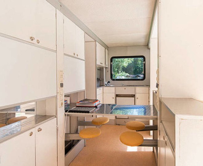 convertible camper, expandable trailer, expandable RV, de markies, eduard bohtlingk, dutch designed camper, dutch designed rv, collapsible travel trailer, expandable travel trailer