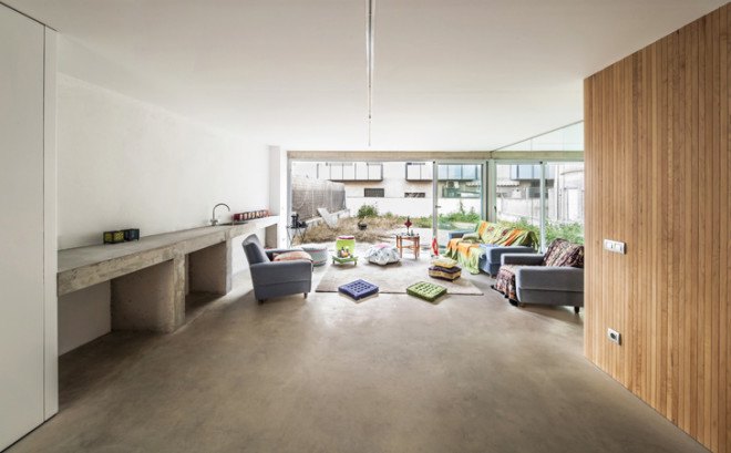 House Carrer Migdia, Sau Taller d’Arquitectura, Barcelona, concrete, daylit home, Barcelona house, residential architecture, timber, glass, natural ventilation, passive house