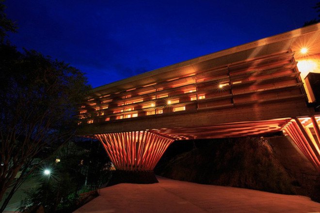 Japanese architecture, Japanese architects, Life Style Koubou, timber home, timber house, House in Itsuura, timber architecture, treehouse, tree house, Japan