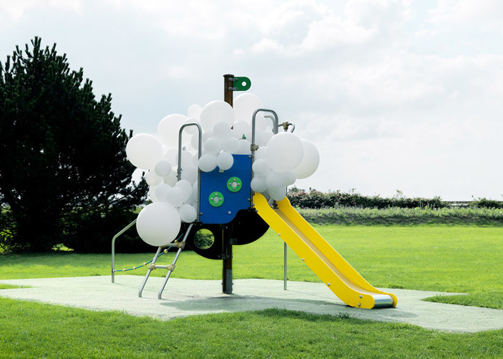 French art installation, Paris-based photographer, Charles Petillon, Invasions, white balloons as art, art using balloons, balloons in nature, photographs of balloons, photos of balloons, art installation balloons, art series balloons, art series abandoned spaces