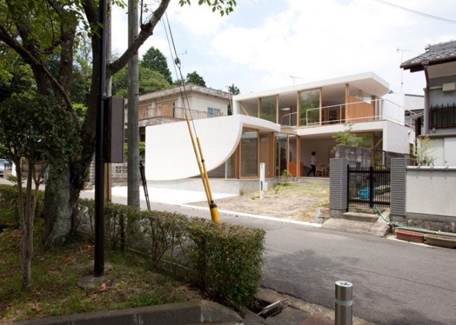 house in Shiga, Japan, Japanese architects, organic architecture, sculptural architecture, timber, timber frame, wooden architecture, Tsuyoshi Kawata