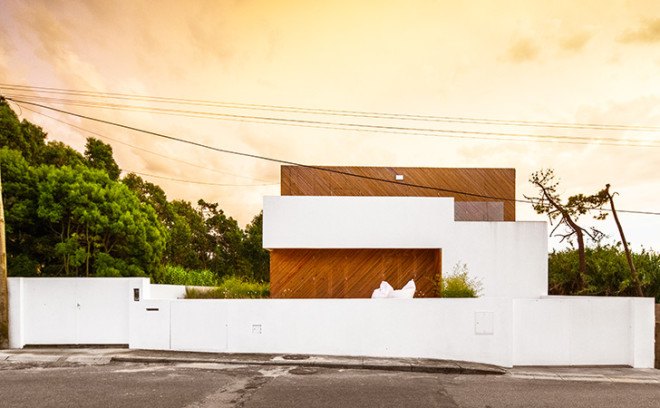Joao Morgado, architecture, residential architecture, SilverWoodsHouse, Ernesto Pereira, SilverWoodsHouse Ernesto Pereira, beach home, seaside architecture, wood home, wood building, wood architecture, natural architecture, wood construction,