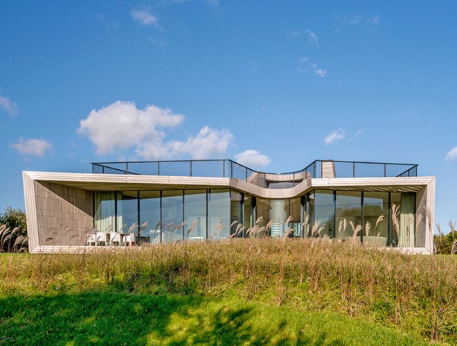 UNStudio, W.I.N.D. House, wind house, unstudio, UNStudio WIND House, tinted windows, panoramic window view