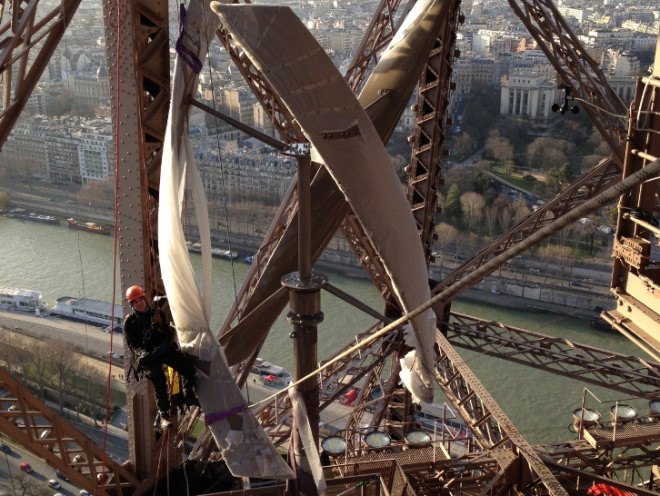 Urban Green Energy, UGE, wind power, wind turbine, green energy, eiffel tower, paris, france