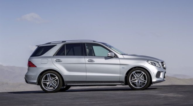 Mercedes-Benz, Mercedes-Benz GLE, Mercedes-Benz GLE500e, GLE, GLE500e, Mercedes-Benz plug-in hybrid, plug-in hybrid, plug-in hybrid SUV, green SUV, green transportation, 2015 New York Auto Show, electric motor