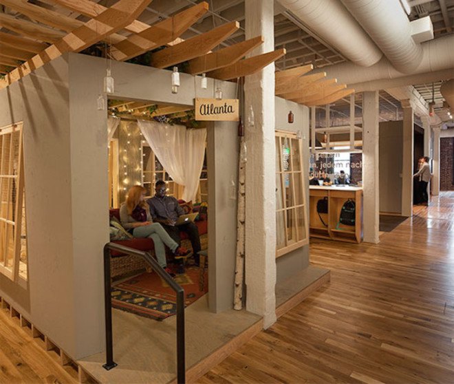 Airbnb, Portland, call center, Customer Experience center Portland, Airbnb Customer Experience center, Airbnb CX center, Airbnb office, Rachael Yu, Aaron Taylor Harvey, free design, open office, office,