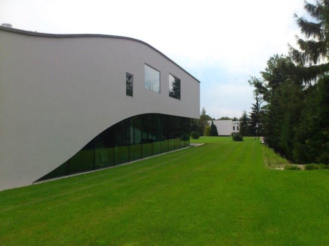 Auto family house, KWK Promes, Poland, drive thru art gallery, automobiles, car, eco-friendly car, green roof, modern home, art gallery, cantilever
