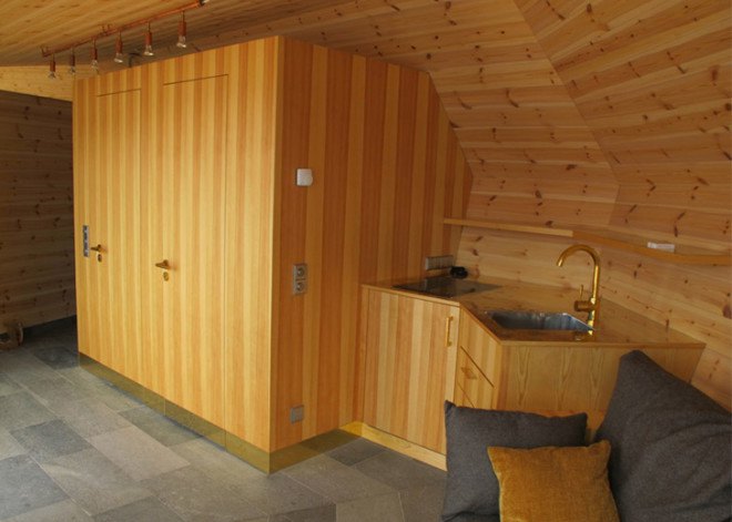 Saltsjobaden Sweden, Saltsjobaden architecture, Faltak, Faltak technique, 1912 Olympic Stadium, Murman Arkitekter, Murman Architects Sweden, timber clad, timber clad sauna, seaside architecture, unobtrusive architecture, Brenner Sauna sweden, Swedish architecture, Brenner Sauna,