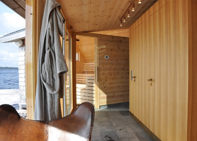Saltsjobaden Sweden, Saltsjobaden architecture, Faltak, Faltak technique, 1912 Olympic Stadium, Murman Arkitekter, Murman Architects Sweden, timber clad, timber clad sauna, seaside architecture, unobtrusive architecture, Brenner Sauna sweden, Swedish architecture, Brenner Sauna,