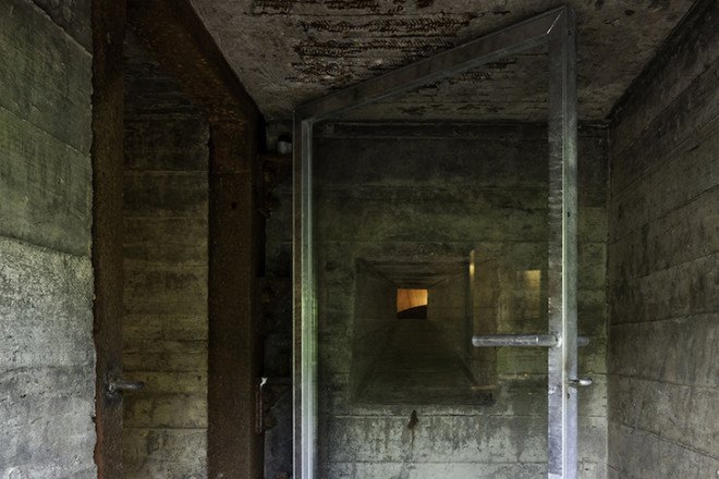 bomb shelter, converted bomb shelter, wartime bunker, bunker, concrete bunker, B-ILD, Bunker pavilion by b-ILD, Cabanon de Vancances, Le Corbusier, Fort Vuren, holiday home, vacation home, the netherlands, MERANTI plywood,