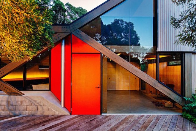 Maddison Architects, Australia, Cabin 2, cast concrete, concrete plinth, minimize site impact, cabin extension, Moonah woodlands, prefabricated frame, rainwater harvesting,