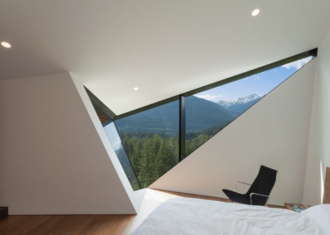 Patkau Architects, Whistler, Hadaway House, Whistler valley, ipe wood, geometric home, wedge-shaped home, British Columbia, ski chalet, contemporary home, thermal mass, steep site
