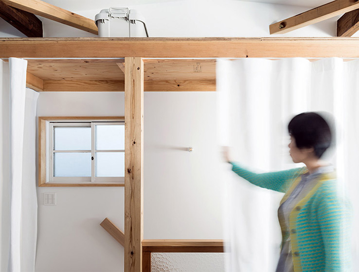 Kazuteru Matumura, Japan, green renovation, interior design, townhouse renovation, Japanese architects, curtains, flexible spaces, flexible walls, storage spaces, bicycle storage