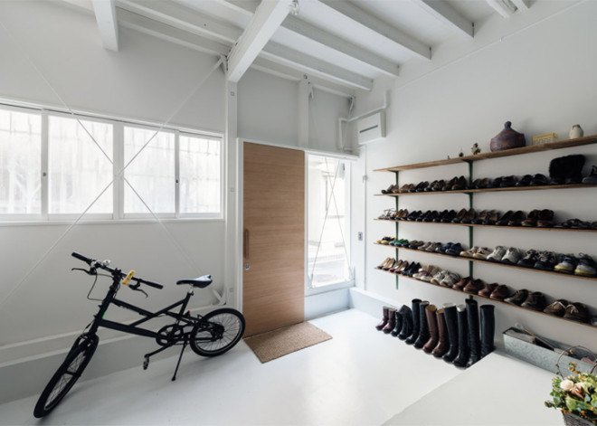 Kazuteru Matumura, Japan, green renovation, interior design, townhouse renovation, Japanese architects, curtains, flexible spaces, flexible walls, storage spaces, bicycle storage