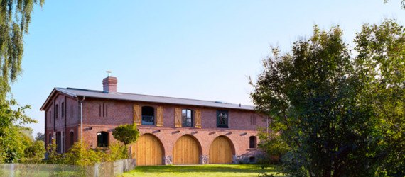 Thomas Kroeger Architekt, Germany, green renovation, barn renovation, timber architecture, wooden structure, skylight, holiday home, country house, Berlin, Uckermark Lanhaus