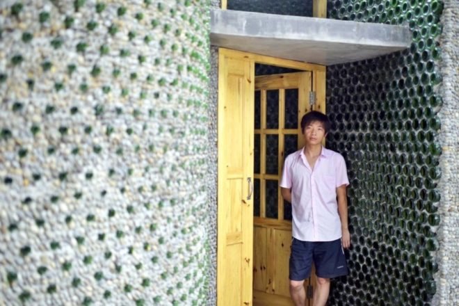 beer bottle house, beer power, beer, booze power, pissky, pisskey, green design, eco design, Top 7 Beer, Liquor and Booze Power Stories in Honor of St. Patrick's Day, beer related stories, st patricks day, st paddy's day, sustainable design, alternative energy, booziest green stories,