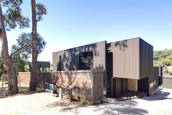 Wolveridge Architects, Martha Beach House, naturally-cooled home, cross ventilation, Melbourne, Australia, beach house