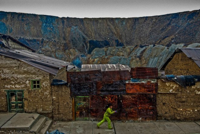 Scarcity Waste, Syngenta Photography Award, Somerset House, photographic exhibition, photography, resource consumption, pollution, inequality, hunger, poverty, global development, Mustafah Abdulaziz, Benedikt Partenheimer,