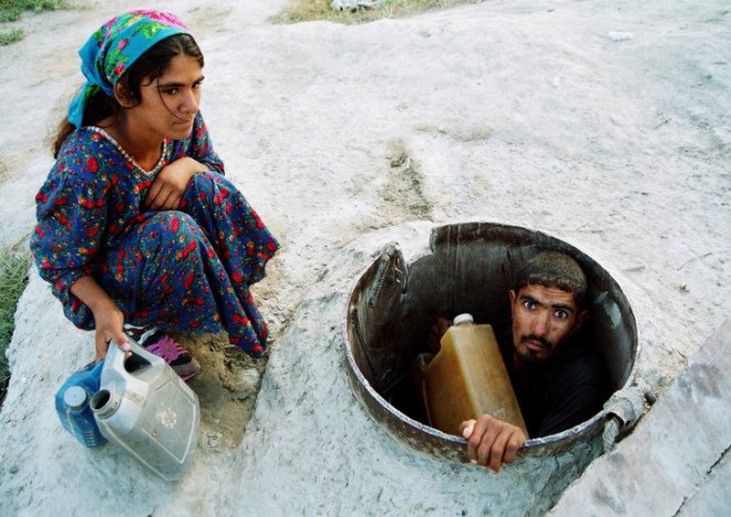 Scarcity Waste, Syngenta Photography Award, Somerset House, photographic exhibition, photography, resource consumption, pollution, inequality, hunger, poverty, global development, Mustafah Abdulaziz, Benedikt Partenheimer,