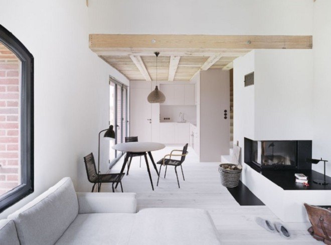 Thomas Kroeger Architekt, Germany, green renovation, barn renovation, timber architecture, wooden structure, skylight, holiday home, country house, Berlin, Uckermark Lanhaus