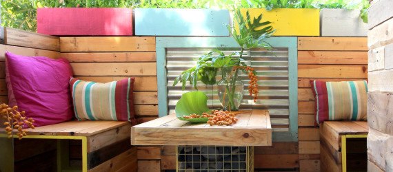 DIY, DIY pallet, DIY pallet garden, DIY pallet patio, DIY patio furniture, DIY pallet patio furniture, A Piece of Rainbow, patio furniture, pallet furniture, pallet furniture ideas, building pallet furniture, reused design, recycled design, reader submission