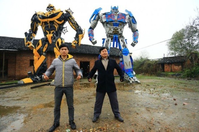 tranformers, china, recycled scrap metal, transformers models, recycled transformers models, creative forms of income, recycled art