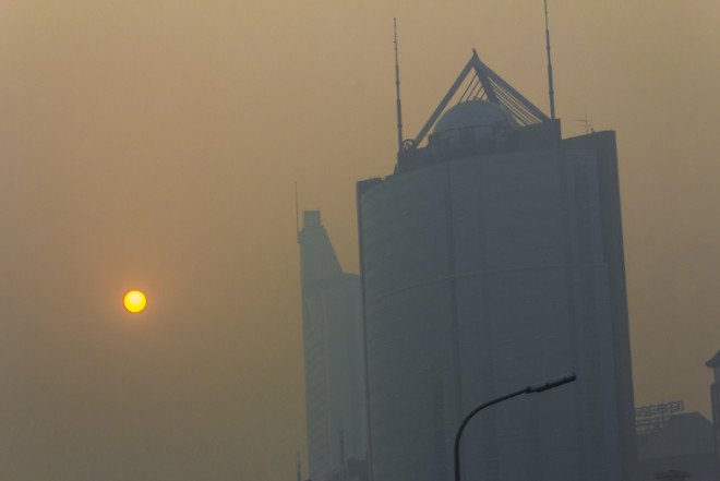 under the dome, china, chinese, beijing, air pollution, smog, environmental destruction, public health