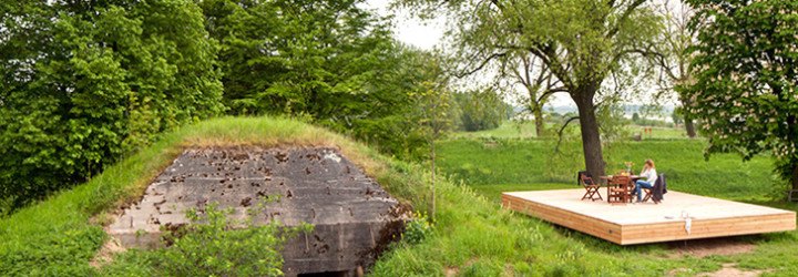 bomb shelter, converted bomb shelter, wartime bunker, bunker, concrete bunker, B-ILD, Bunker pavilion by b-ILD, Cabanon de Vancances, Le Corbusier, Fort Vuren, holiday home, vacation home, the netherlands, MERANTI plywood,