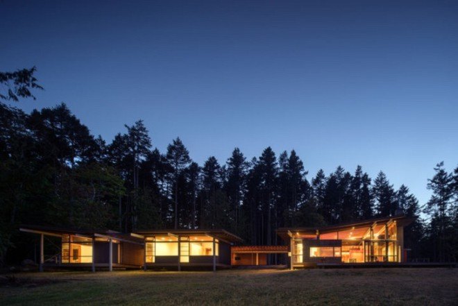Bohlin Cywinski Jackson, green-roofed house, Henry Island residence, green roof, natural materials, plywood, cedar, Washington architecture, house on stilts, pavilion, green architecture
