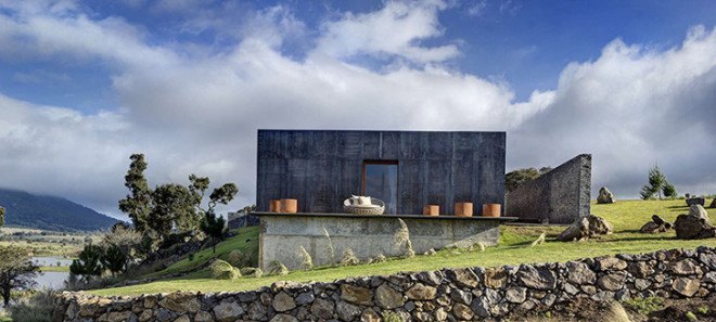 Casa BS Elias Rizo Architects, Casa BS, Elias Rizo Architects, Elias Rizo Architequos, stone clad homes, stone clad residence, stone clad architecture, flagstone architecture, green architecture, unobtrusive architecture, green building, green design