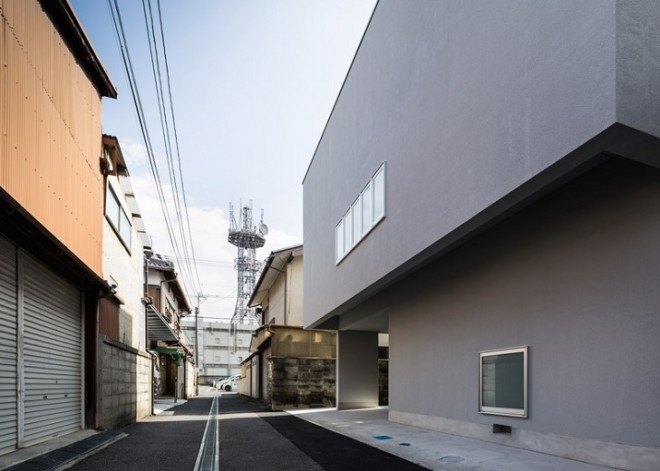 Kouichi Kimura, Cozy House, minimalist design, skylights, natural lighting, built-in furniture, small house, small spaces, green architecture
