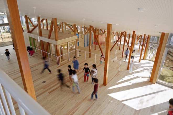 Yamazaki Kentaro Design Workshop, Hakusui Nursery School, Seiyu-Kai, Chiba, nursery school, glass sliding doors, floor to ceiling glass, Hakusui Nursery School by Yamazaki Kentaro Design Workshop