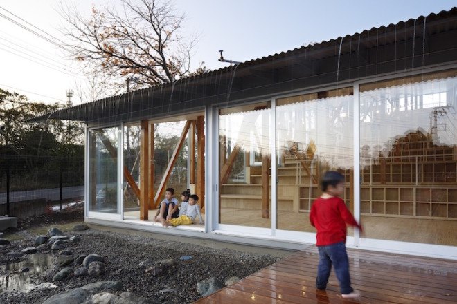 Yamazaki Kentaro Design Workshop, Hakusui Nursery School, Seiyu-Kai, Chiba, nursery school, glass sliding doors, floor to ceiling glass, Hakusui Nursery School by Yamazaki Kentaro Design Workshop