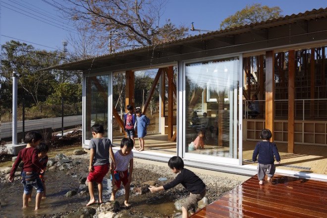 Yamazaki Kentaro Design Workshop, Hakusui Nursery School, Seiyu-Kai, Chiba, nursery school, glass sliding doors, floor to ceiling glass, Hakusui Nursery School by Yamazaki Kentaro Design Workshop