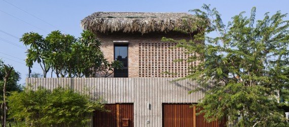 MM++ Architects, Saigon, Vietnam, Vietnamese architecture, tropical weather, vernacular arhitecture, green roof, natural ventilation, cross ventilation, bamboo