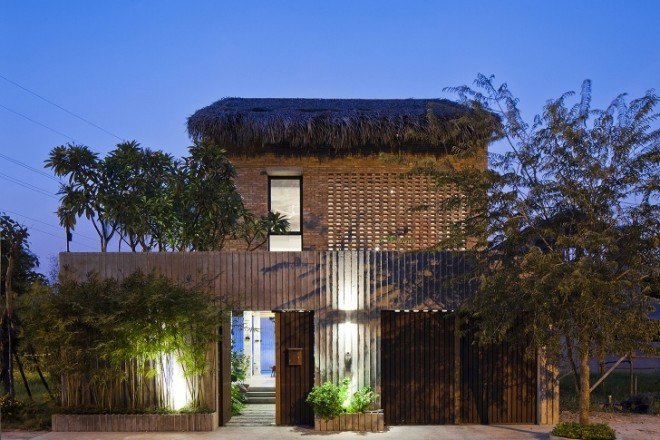 MM++ Architects, Saigon, Vietnam, Vietnamese architecture, tropical weather, vernacular arhitecture, green roof, natural ventilation, cross ventilation, bamboo