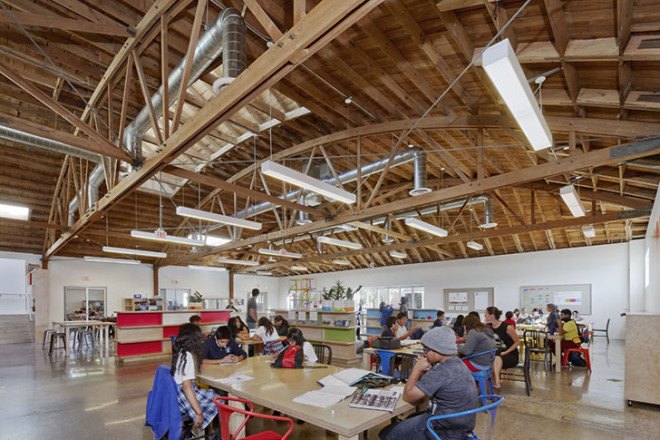 Marmol Radziner, 9 Dots Community Learning Center, Los Angeles, green classroom, reused materials, water efficiency, courtyard, biofiltration, green architecture